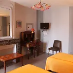 Le Portalou Hotel 2*
